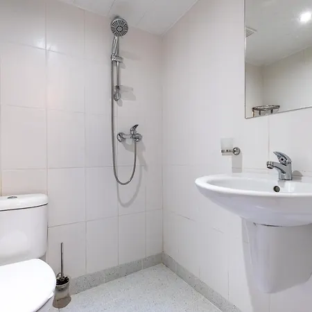 Lejlighed Jazz & Wine & Next To Sea Garden & Parking & Hbo & Netflix & 2 Bathrooms Varna